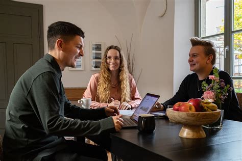 Online Marketing Agentur aus Augsburg .